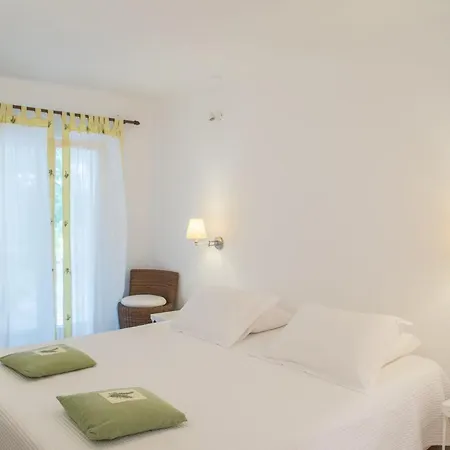 Skiathos Luxury 2 Bedroom Dyo Vromolimnos *