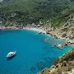 Apartment Skiathos Luxury 2 Bedroom Dyo Vromolimnos